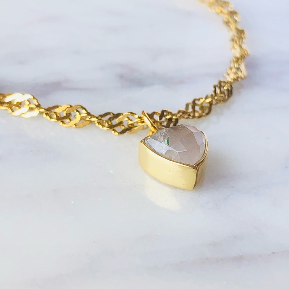 18K Gold Plated Rose Quartz Charm
Singapore Chain Bracelet - Picture 6 of 12